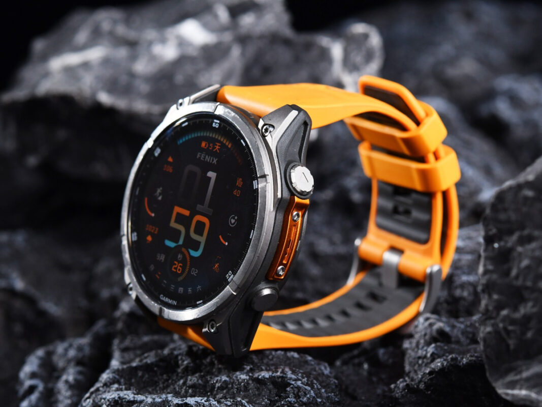 Garmin Fenix 8: Đồng Hồ Thông Minh Dành Cho Người Đam Mê Chạy Bộ